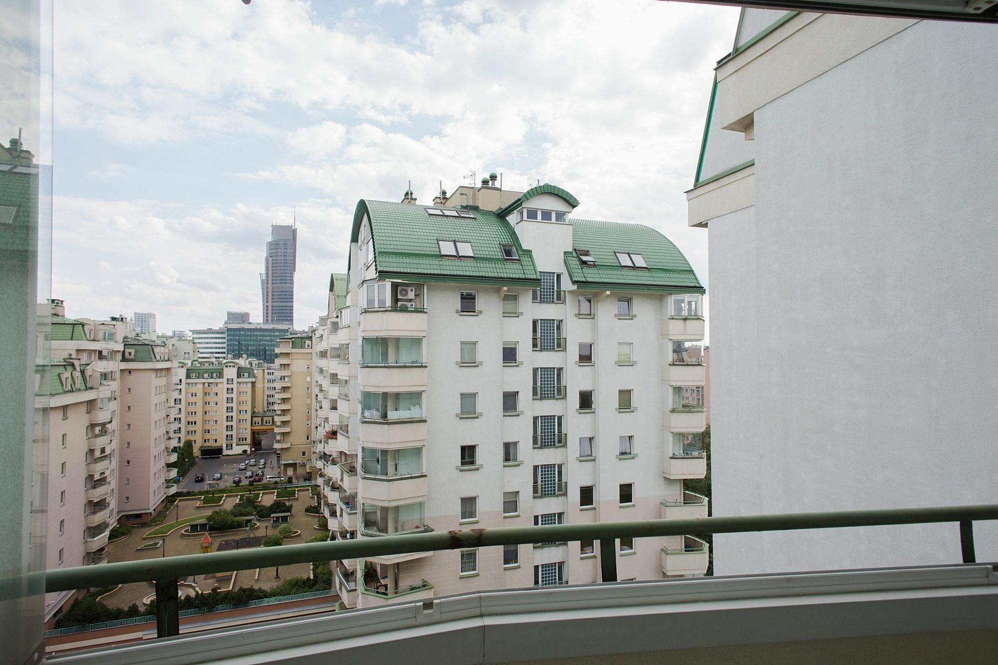 Shortstaypoland Wolnosc Warsaw Luaran gambar